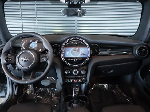 Used 2022 MINI Cooper S FWD image 11