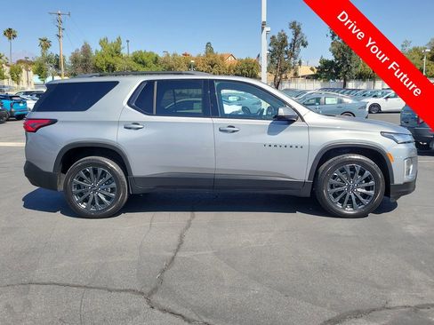 Used 2023 Chevrolet Traverse RS w/ LPO, Floor Liner Package FWD image 37
