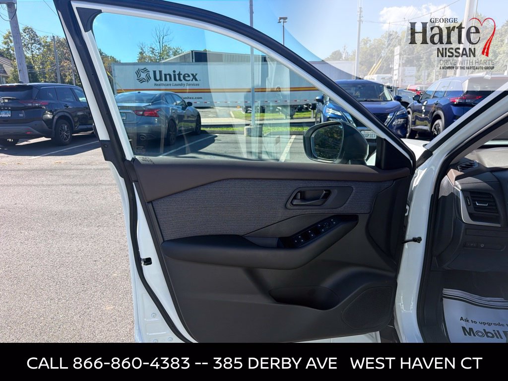 Certified 2023 Nissan Rogue S AWD/4WD image 10