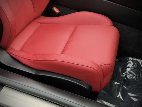 Used 2022 Jaguar F-TYPE Convertible image 12