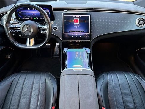 Used 2022 Mercedes-Benz EQS 450+ Sedan image 17