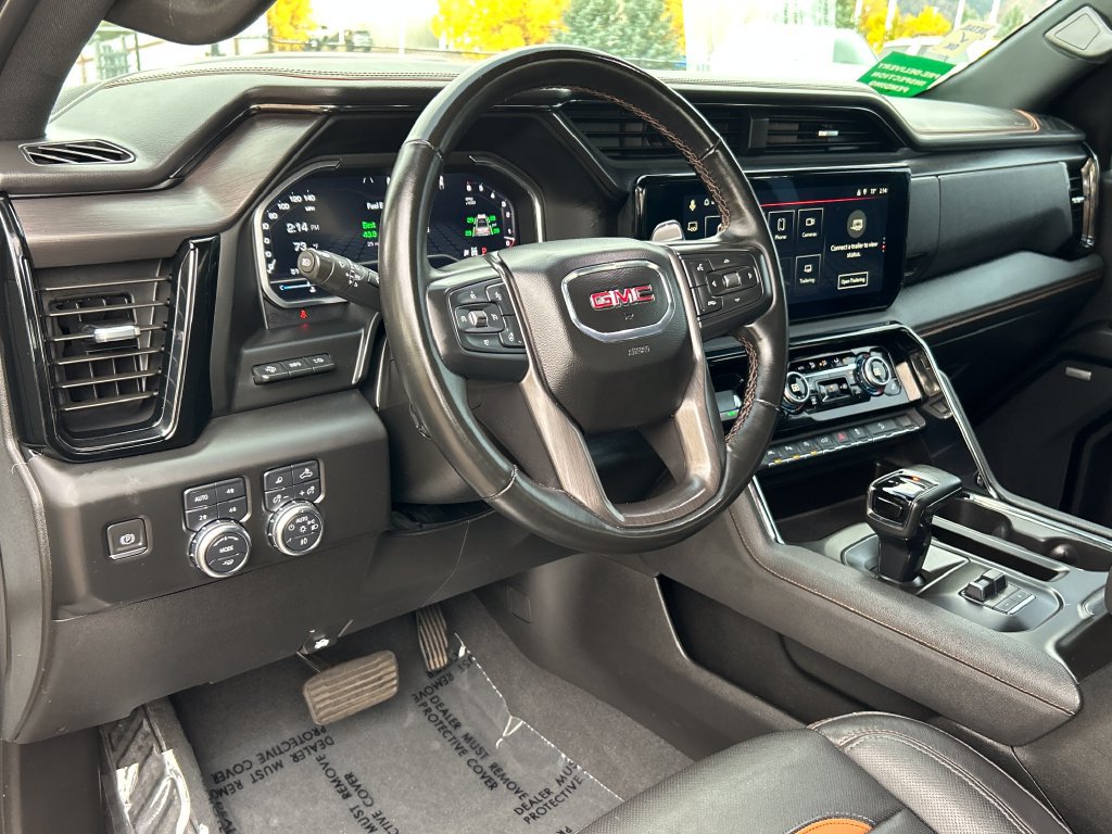 Used 2024 GMC Sierra 1500 AT4 w/ Technology Package AWD/4WD image 7
