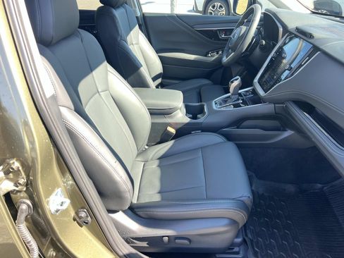 Certified 2025 Subaru Outback Limited image 13
