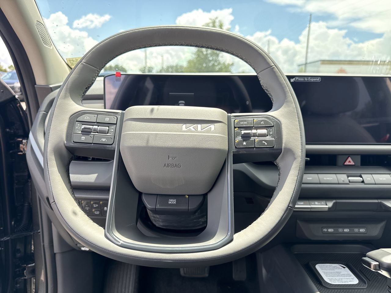 New 2027 Kia Seltos EX FWD image 16