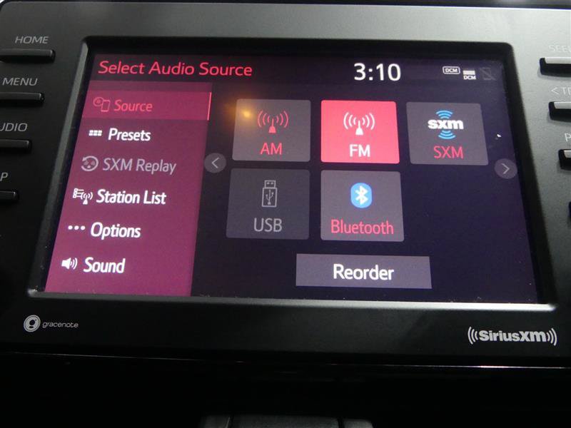 Used 2021 Toyota RAV4 XLE AWD/4WD image 42
