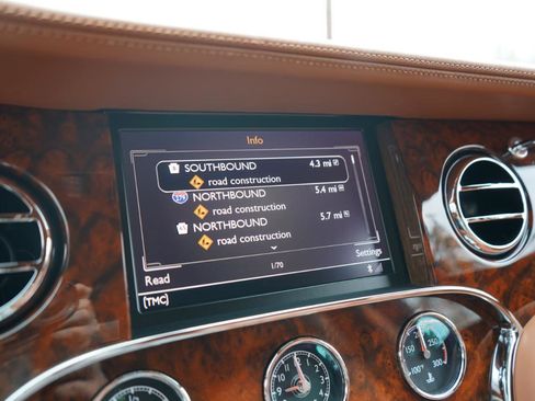 Used 2011 Bentley Mulsanne image 37