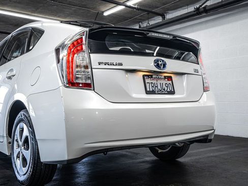 Used 2013 Toyota Prius Two image 16