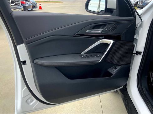 Used 2026 BMW X2 xDrive28i w/ Technology Package image 10