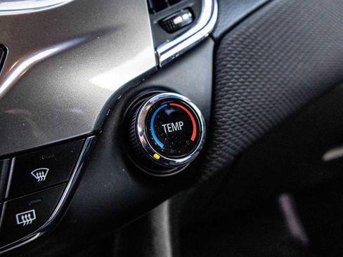 Used 2017 Chevrolet Cruze LT image 26