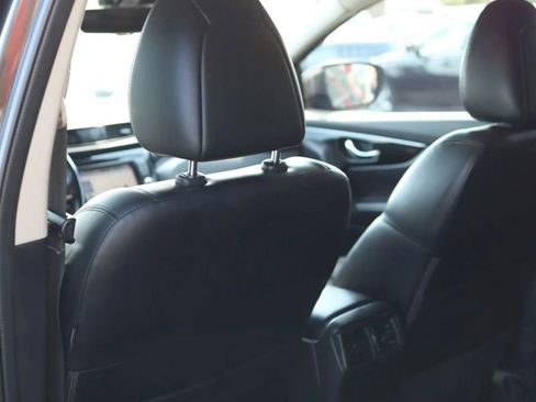 Used 2018 Nissan Rogue Sport SL w/ SL Premium Package image 34