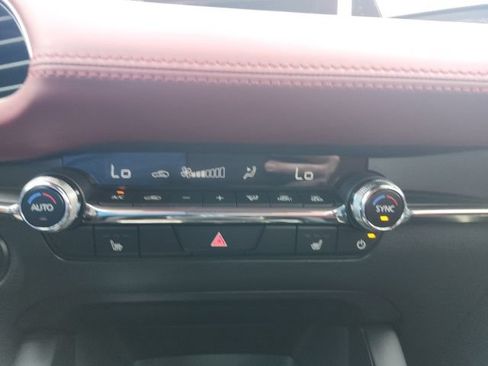 New 2026 MAZDA MAZDA3 2.5 S Hatchback w/ Premium Pkg FWD image 32