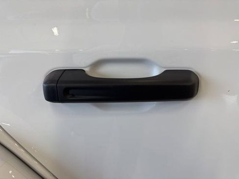 New 2026 Jeep Wrangler Unlimited Rubicon w/ Technology Group image 19