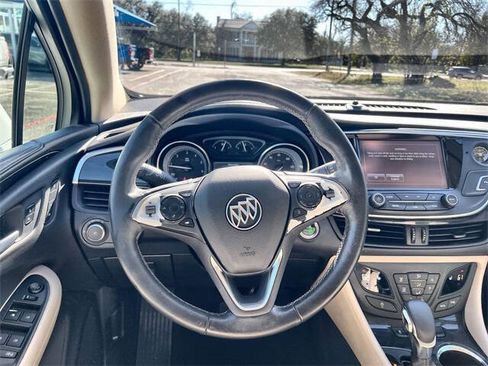 Used 2017 Buick Envision Essence image 11