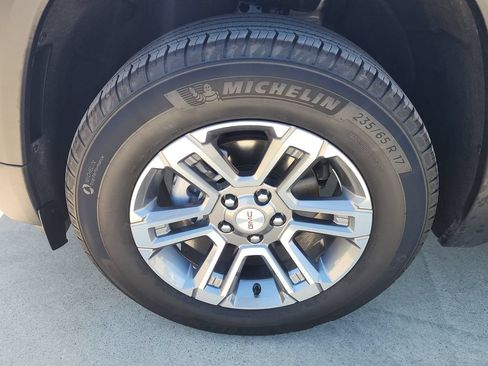 Used 2025 GMC Terrain Elevation AWD/4WD image 10