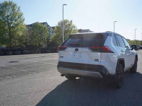 Used 2024 Toyota RAV4 XSE image 3