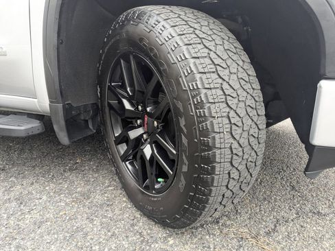 Used 2022 GMC Sierra 1500 Elevation w/ Preferred Package image 35