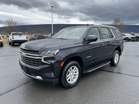 Used 2024 Chevrolet Tahoe LT image 3