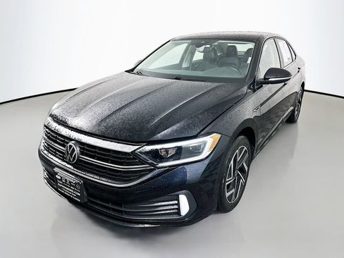 Used 2022 Volkswagen Jetta SEL FWD image 3