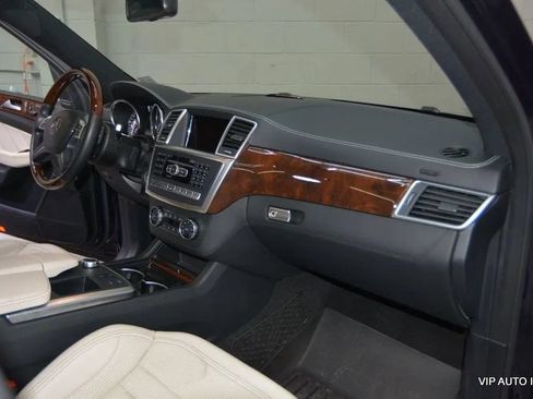 Used 2012 Mercedes-Benz ML 63 AMG 4MATIC image 12