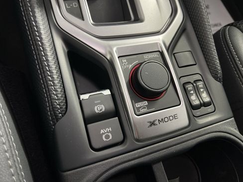 Used 2024 Subaru Forester Premium image 32