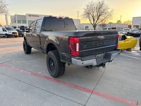 Used 2020 Ford F250 Lariat w/ Lariat Ultimate Package image 4