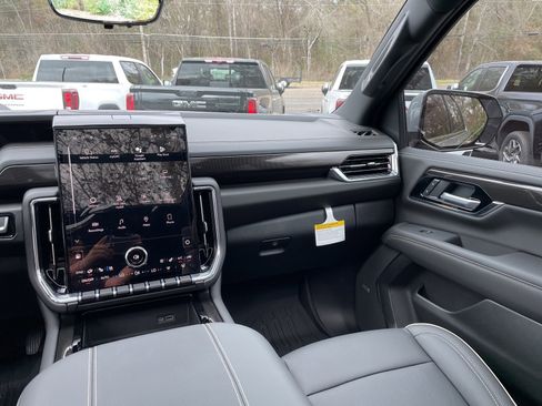 New 2026 GMC Yukon XL Elevation w/ Elevation Premium Package image 24