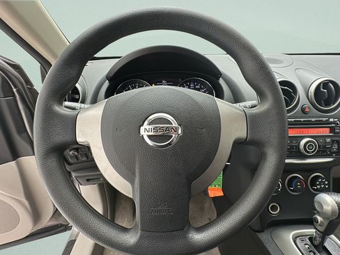 Used 2014 Nissan Rogue S AWD/4WD image 14