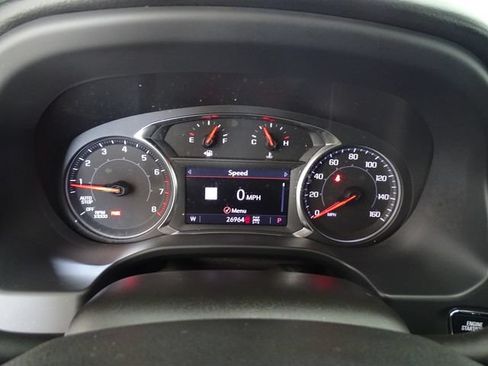 Used 2023 GMC Acadia SLT w/ Preferred Package AWD/4WD image 17