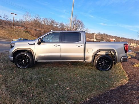 Used 2025 GMC Sierra 1500 Elevation image 29
