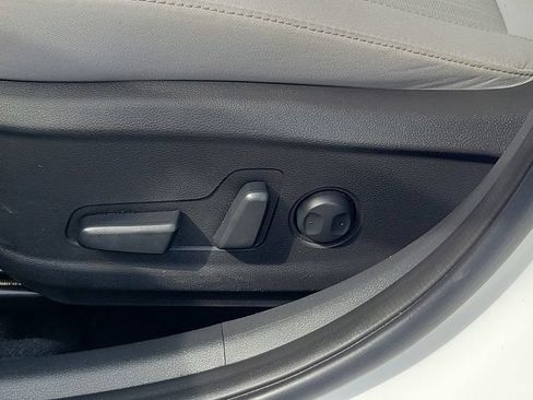 Certified 2023 Hyundai Kona SEL AWD/4WD image 16