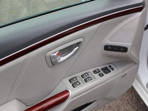 Used 2008 Hyundai Azera Limited FWD image 11