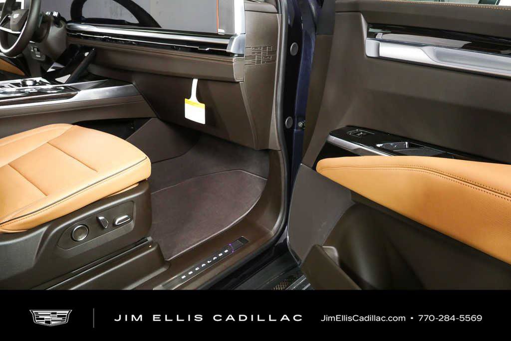 New 2026 Cadillac Escalade Luxury w/ Touring Package AWD/4WD image 26