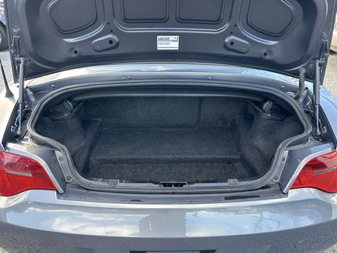 Used 2007 BMW Z4 3.0i image 8