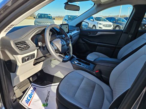 Used 2023 Ford Escape Active image 22