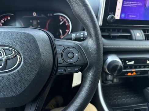 Used 2024 Toyota RAV4 LE image 23