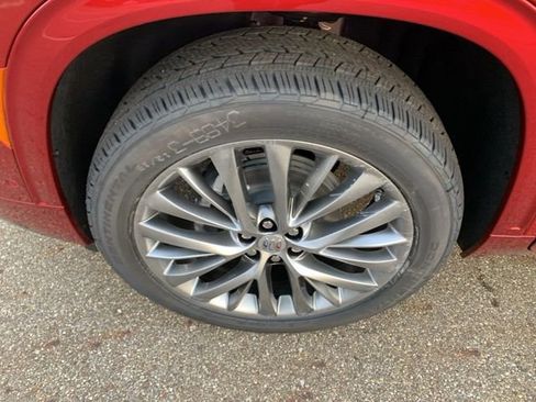 New 2026 Buick Enclave Avenir w/ Super Cruise Package image 11