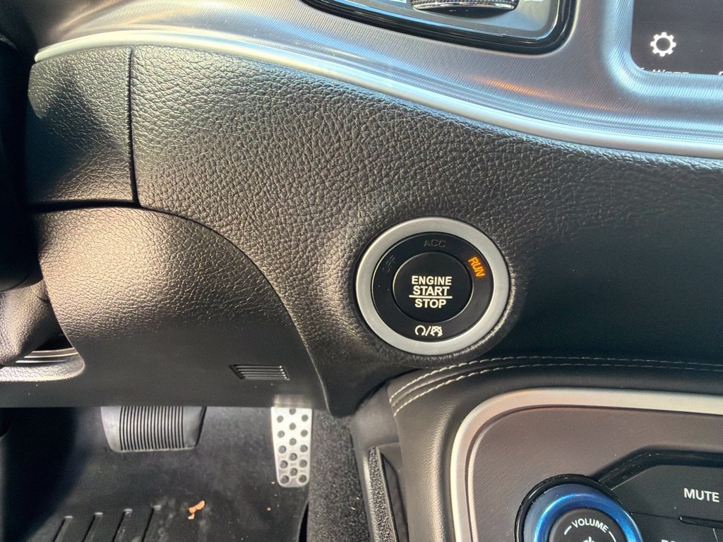 Used 2020 Dodge Challenger R/T Scat Pack RWD image 45