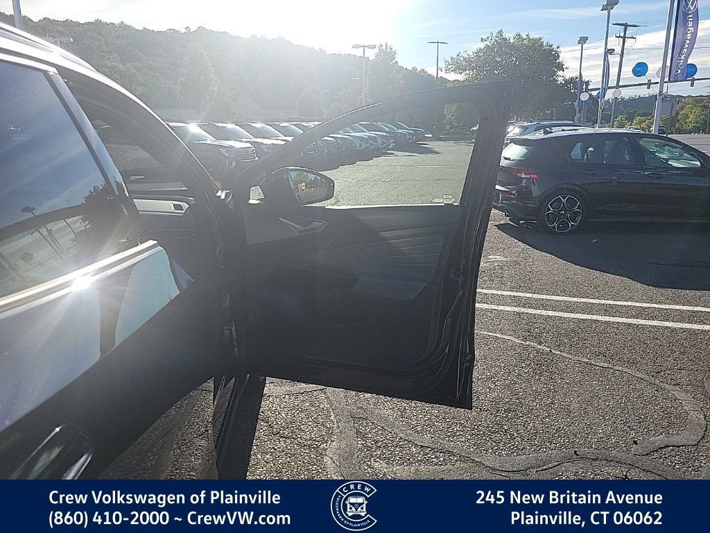 Certified 2023 Volkswagen ID.4 Pro S AWD/4WD image 41
