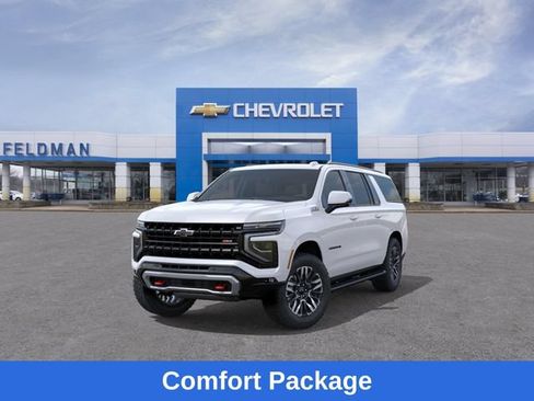 New 2026 Chevrolet Suburban Z71 w/ Comfort Package AWD/4WD image 9