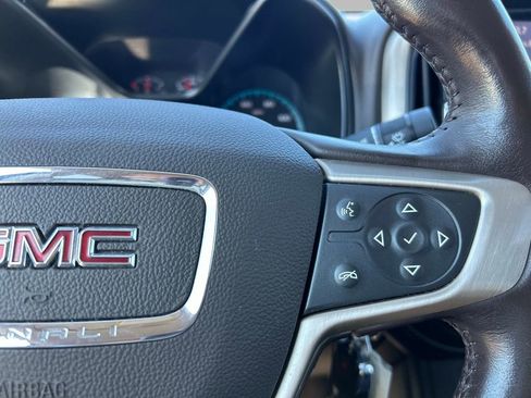 Used 2022 GMC Canyon Denali AWD/4WD image 23
