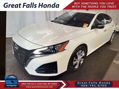 Used 2024 Nissan Altima 2.5 S FWD image 2