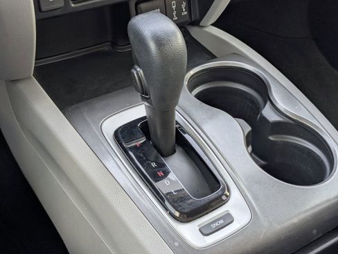 Used 2017 Honda Pilot EX-L image 31