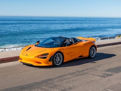 New 2026 McLaren 750S Spider image 1