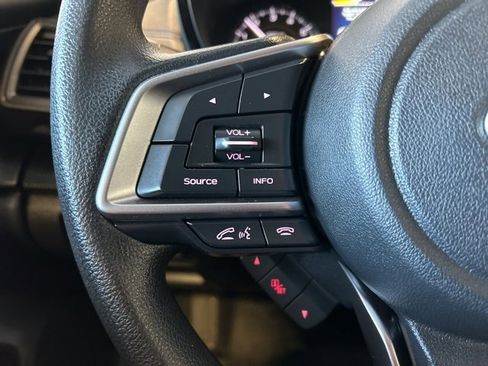 Used 2023 Subaru Crosstrek 2.0i image 12