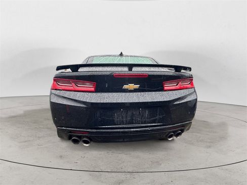 Used 2017 Chevrolet Camaro SS image 4