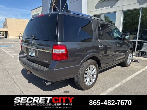 Used 2017 Ford Expedition Limited w/ Equipment Group 301A image 4