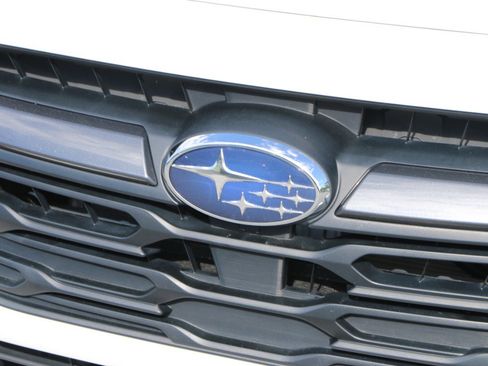 Used 2023 Subaru Outback Limited XT AWD/4WD image 12
