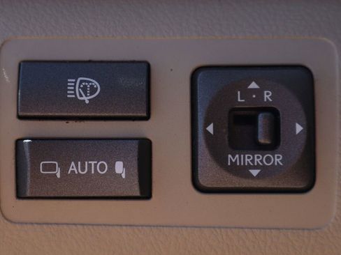 Used 2008 Lexus LX 570 570 image 22