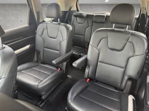 Used 2023 Kia Telluride S w/ S Sunroof Package AWD/4WD image 23