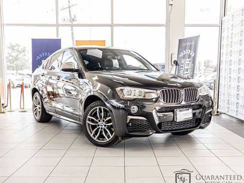 Used 2017 BMW X4 M40i w/ Technology Package AWD/4WD image 3